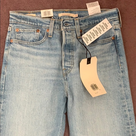 🍁NWT Levi’s Wedgie Straight Jean - Picture 5 of 7